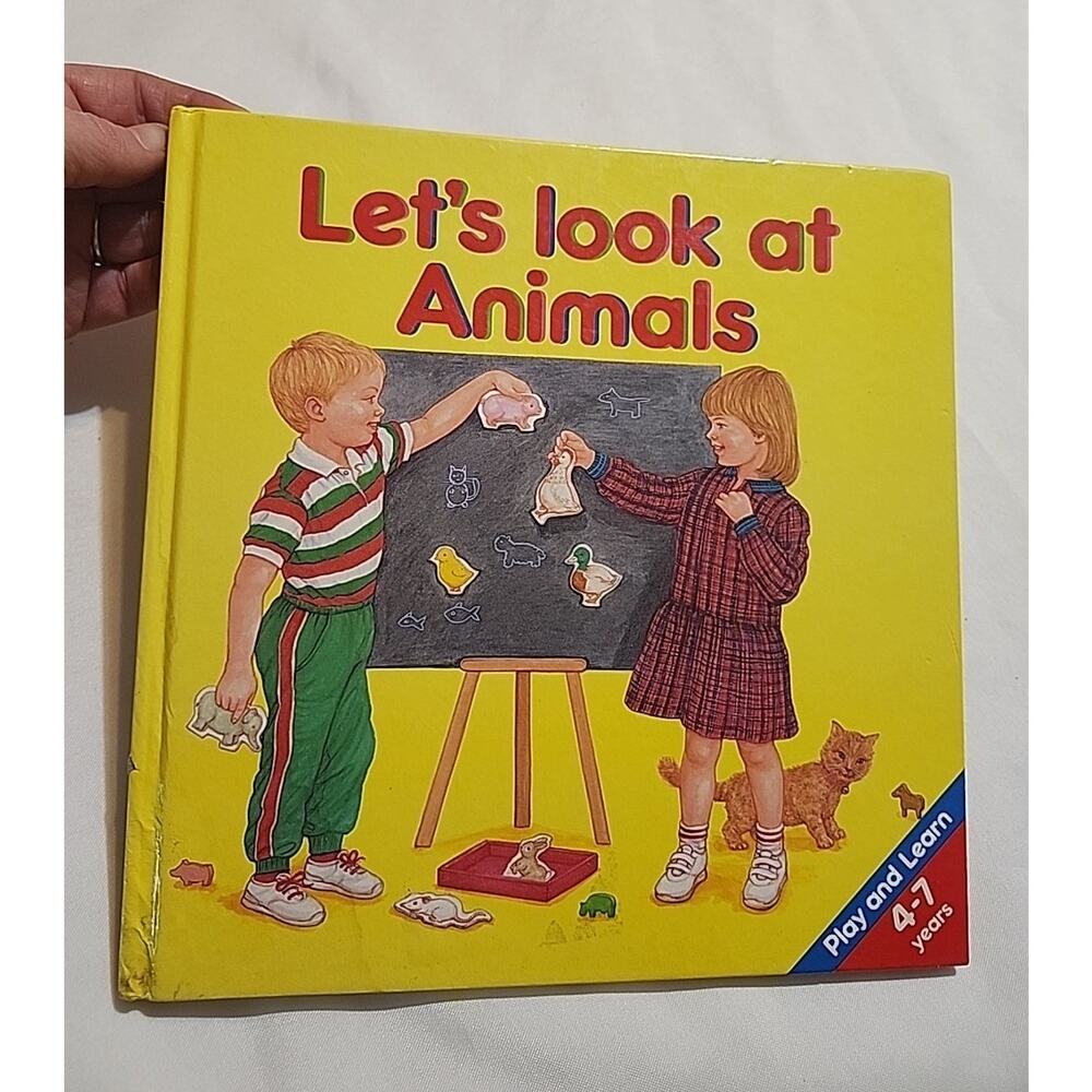 Lets Look At Animals Play & Learn 4-7 Years by Karen O'Callaghan